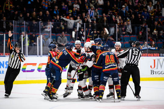 Bråk mellan Djurgårdens och Malmö Redhawks spelare