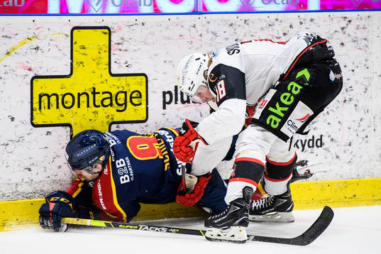 Djurgårdens Cameron Schilling och Malmö Redhawks Marcus