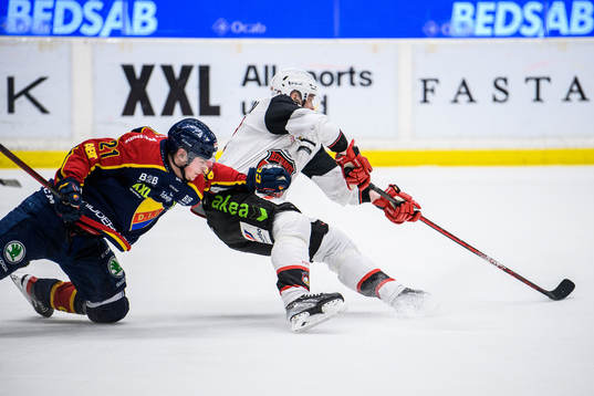 Djurgårdens Filip Cederqvist och Malmö Redhawks Lars