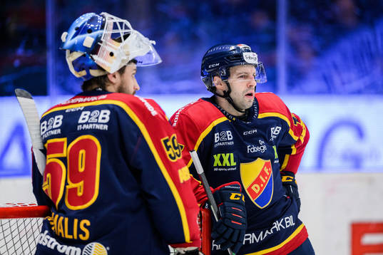 Djurgårdens målvakt Mantas Armalis och Marc-Andre Gragnani