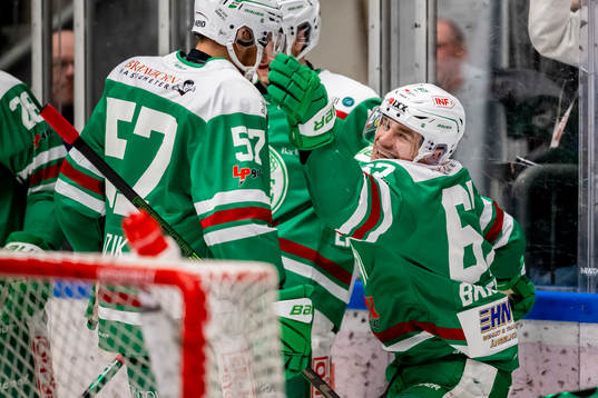 Rögles Leon Bristedt jublar