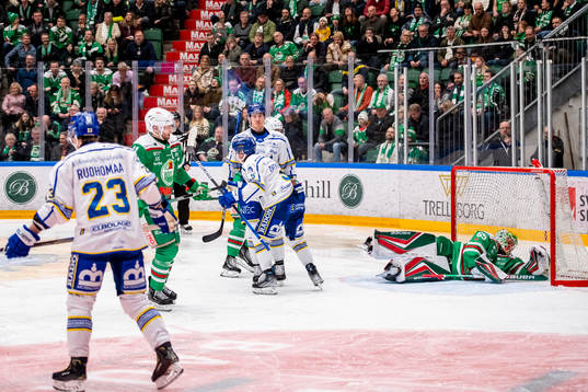 Leksands Patrik Zackrisson jublar