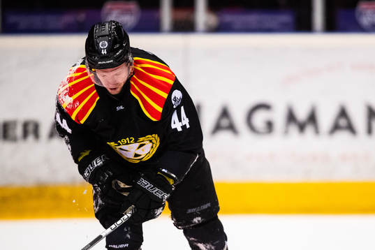 Brynäs Nicklas Danielsson har ont