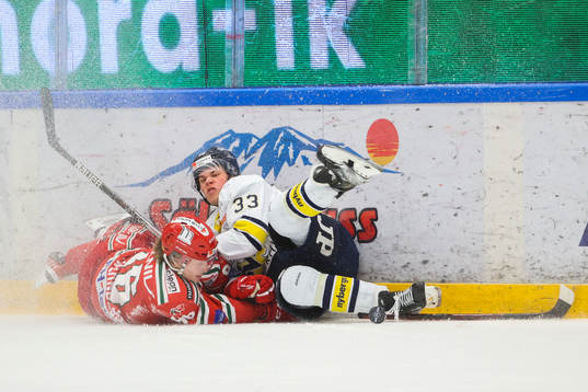s Måns Lindbäck