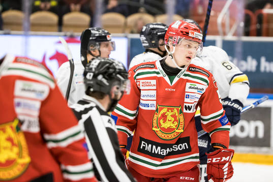 Moras Viktor Larsson deppar