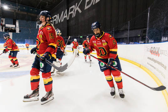 Djurgårdens Lova Blom och Olivia Sohrner