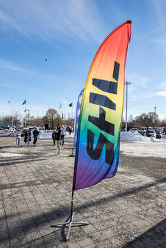 Pride flagga utanför Tegera Arena