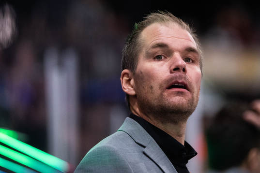 Färjestads huvudtränare Tomas Mitell