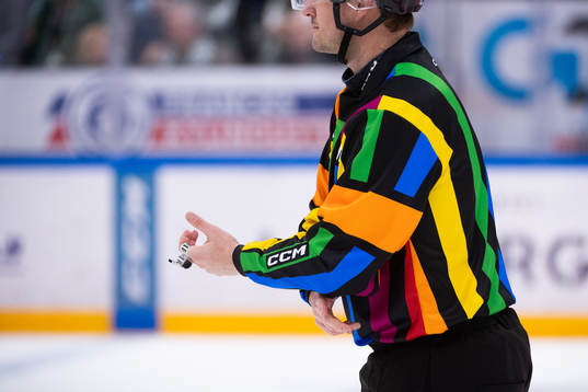 under ishockeymatchen i SHL mellan Färjestad och Frölunda