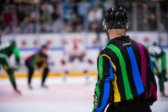 under ishockeymatchen i SHL mellan Färjestad och Frölunda