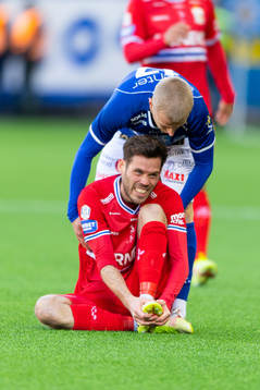 IFK Göteborgs Emil Salomonsson har ont