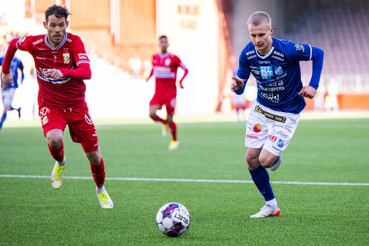 IFK Göteborgs Emil Salomonsson och Norrbys Viktor Bergh