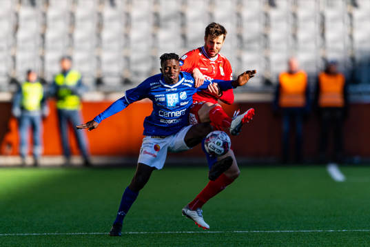 Norrbys Bubacarr Jobe och IFK Göteborgs Mattias Bjärsmyr