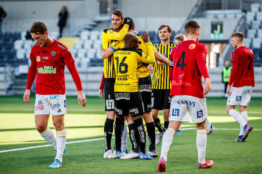 Häckens Even Hovland jublar