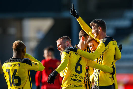 Häckens Johan Hammar jublar efetr 5-0