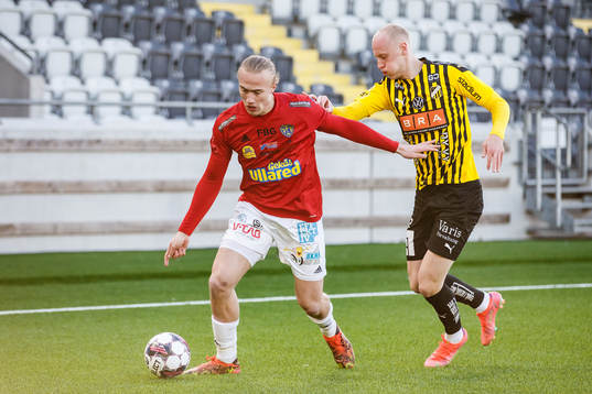 Falkenbergs Oskar Christiansson och Häckens Valgeir