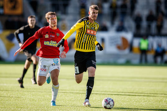 Falkenbergs Robin Hofsö och Häckens Johan Hammar