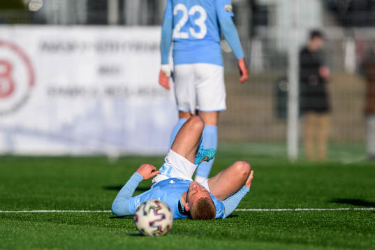 Malmö FFs Felix Beijmo har ont