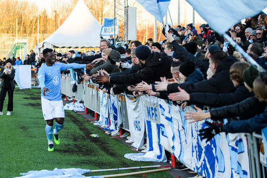 Malmö FFs Malik Abubakari jublar