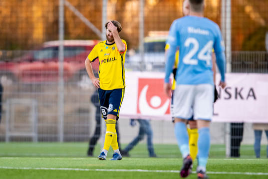 Ängelholms Marcus Eriksson deppar