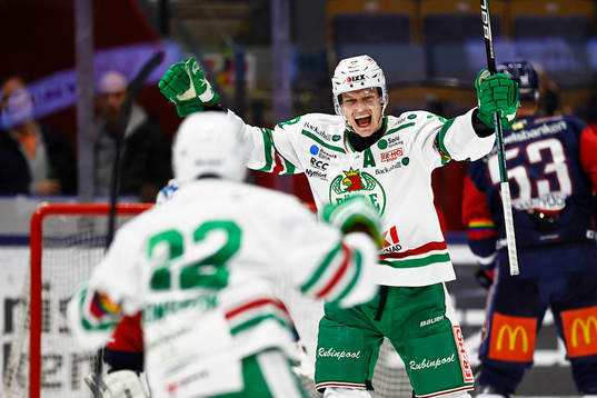 Rögles Anton Bengtsson jublar