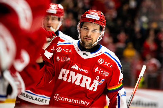 Timrås Nolan Zajac jublar