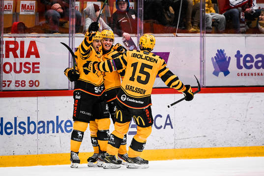 Skellefteås Adam Wilsby jublar