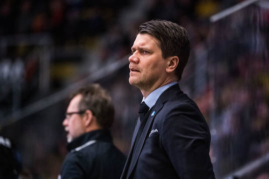 Västerås tränare Thomas Paananen deppar