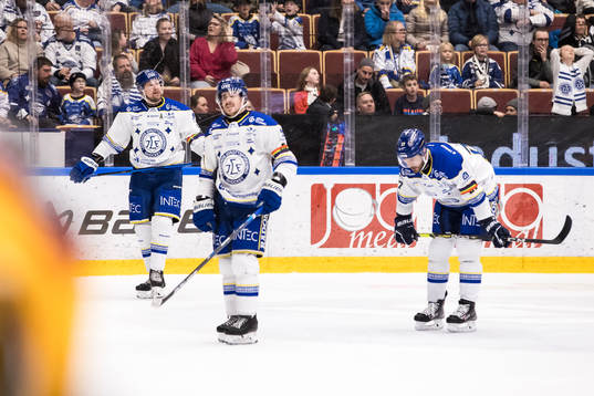 Leksands Matt Caito och Leksands Marek Hrivik deppar