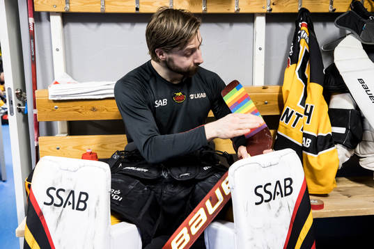 Luleås målvakt Joel Lassinantti pride ambasadör