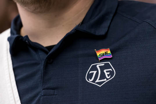 Pride pin