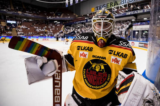 Luleås målvakt Joel Lassinantti   pride ambassadör