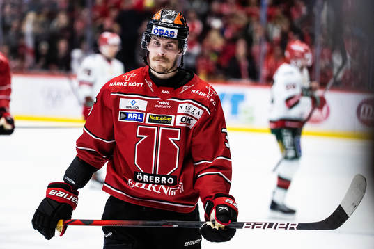 Örebros Emil Larsson deppar
