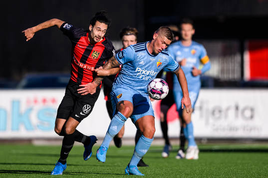 Brommapojkarnas Monir Jelassi och Djurgårdens Victor