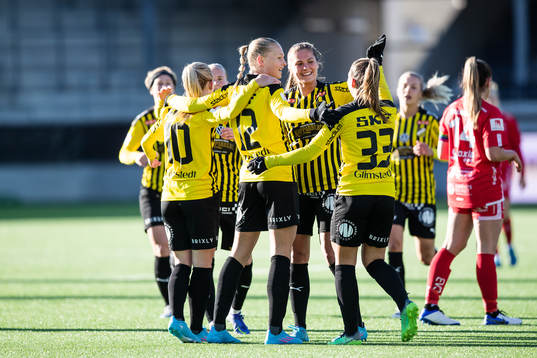 Häckens Stine Larsen jublar