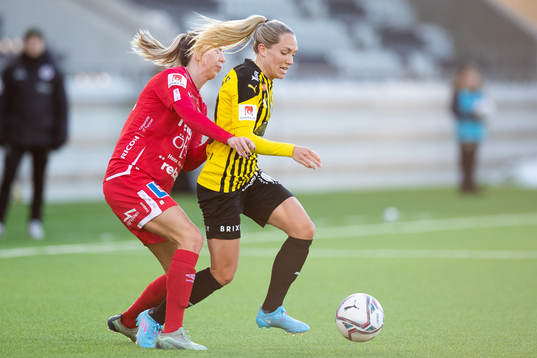 Örebros Wilma Öhman och Häckens Elin Rubensson