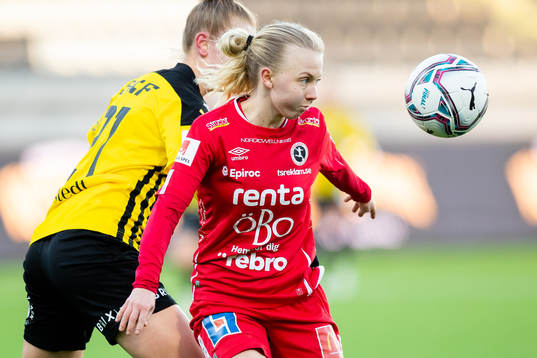 Häckens Dilja Yr Zomers och Örebros Nathalie Hoff Persson