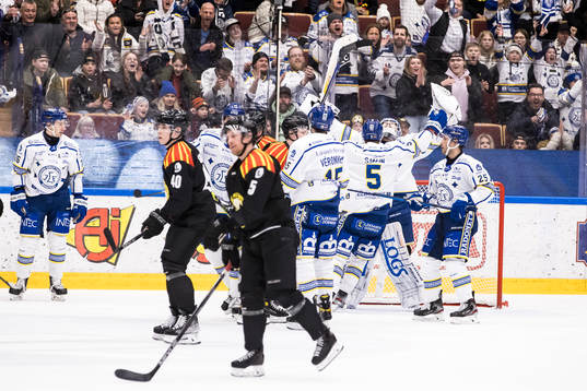 Leksands spelarna jublar