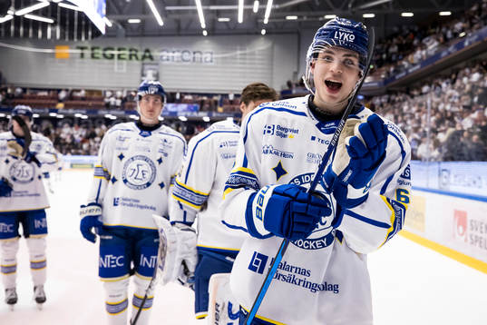 Leksands Alexander Lundqvist  jublar