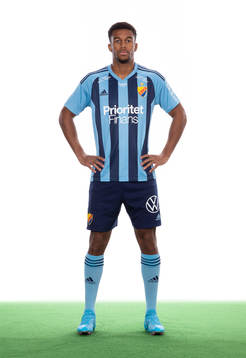 Djurgårdens Isak Hien