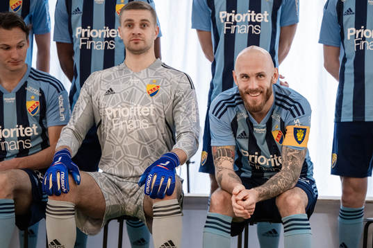 målvakt Aleksandr Vasyutin och Magnus Eriksson