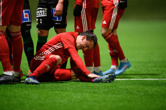 Östers Mattias Pavic har ont