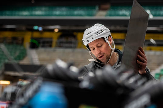 Cam Abbott, head coach of Rögle