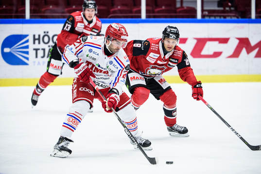 Timrås Joey LaLeggia och Malmö Redhawks Johan Olofsson