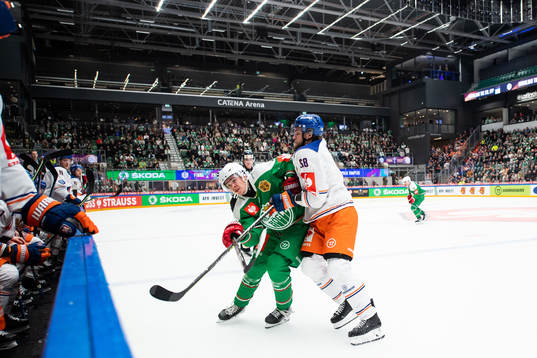 William Wallinder of Rögle and Joona Luoto of Tappara