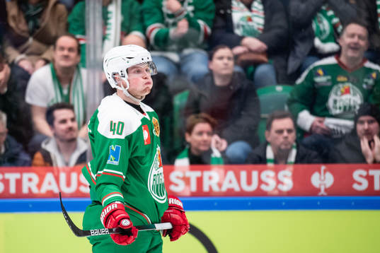 Oskar Stål Lyrenäs of Rögle looks dejected