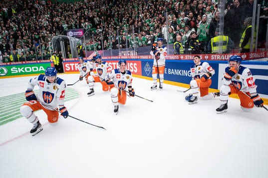 Players of Tappara looks dejected