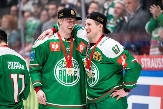 Linus Sjödin and Leon Bristedt of Rögle celebrate