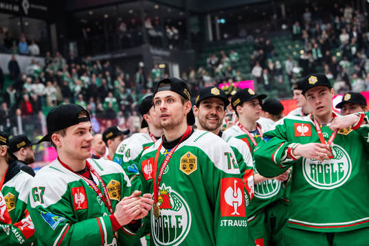 Daniel Zaar of Rögle celebrates