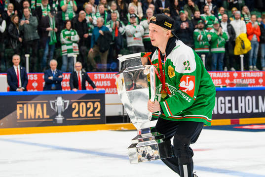 Samuel Jonsson of Rögle celebrate